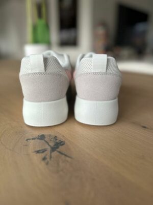 18AF1410_7
