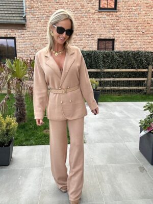 Photo 21-11-25 13 23 03