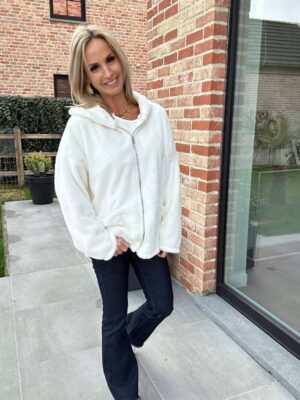 Photo 21-11-25 12 56 31