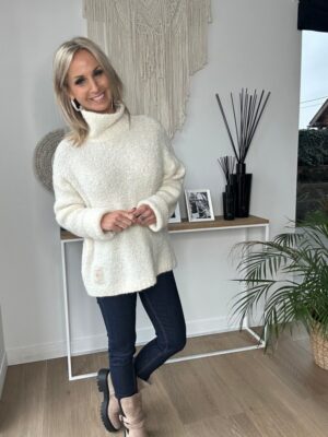 Photo 28-11-25 13 54 16