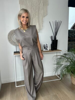 Photo 28-11-25 13 58 13