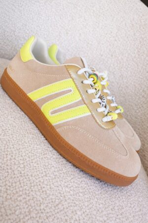 Photo 27-02-26 23 32 07